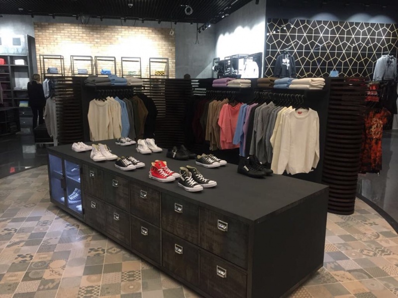 Young Fashion store is opened at Vnukovo airport